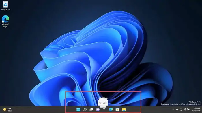 Windows 11 Build 22557 Released With Live Captions And Other New Features 14 Drag and drop item in Taskbar